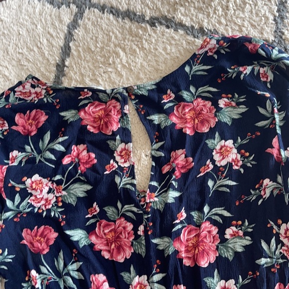 SOLD NWOT floral AE romper - Picture 5 of 5